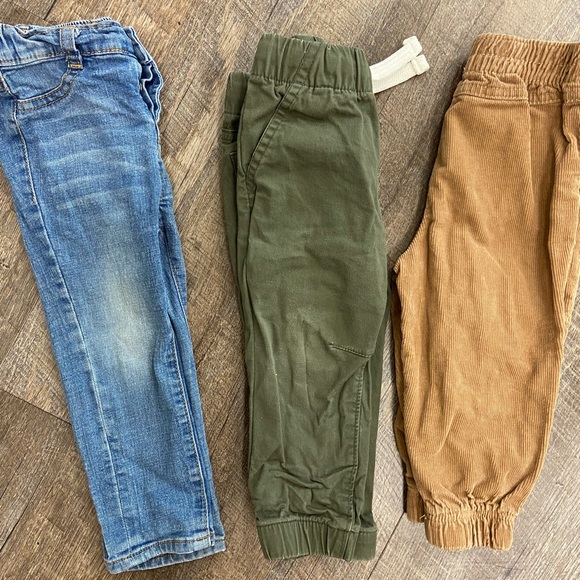 Stylish kids Bottoms Set - Blue, Green, and Tan - Picture 1 of 8